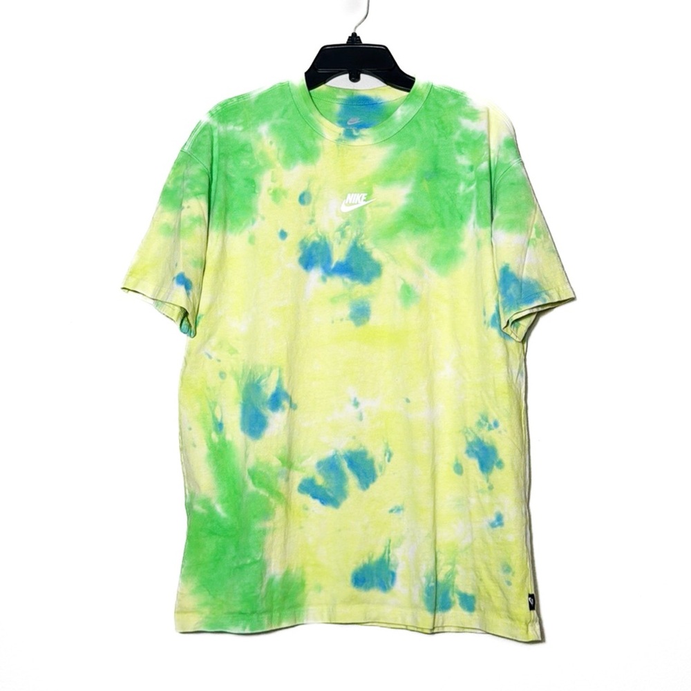 🌿Final Sale Nike Sportswear Premium Essentials Dyed Tee‎